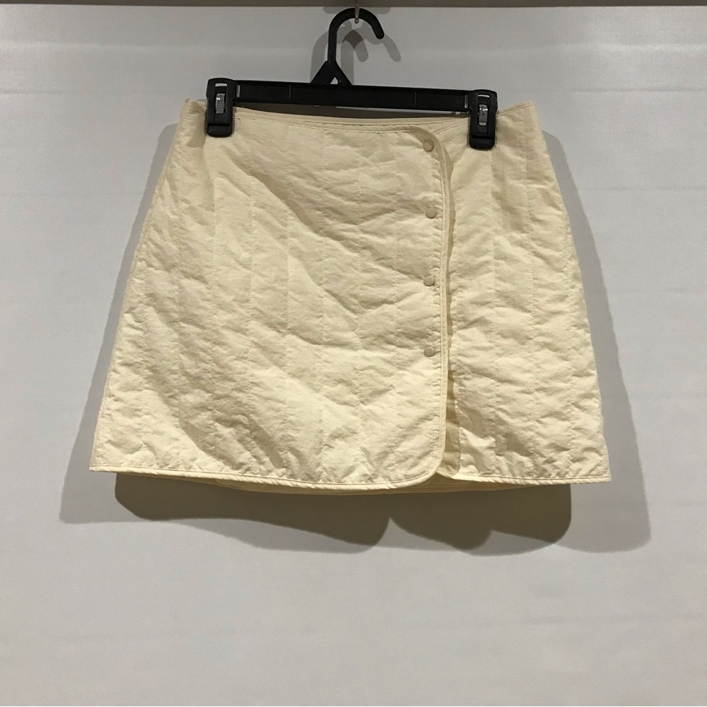 Zara Light Cream Quilted Puffer Skirt